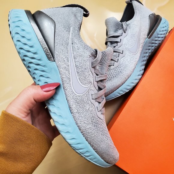nike epic react flyknit 2 wolf grey